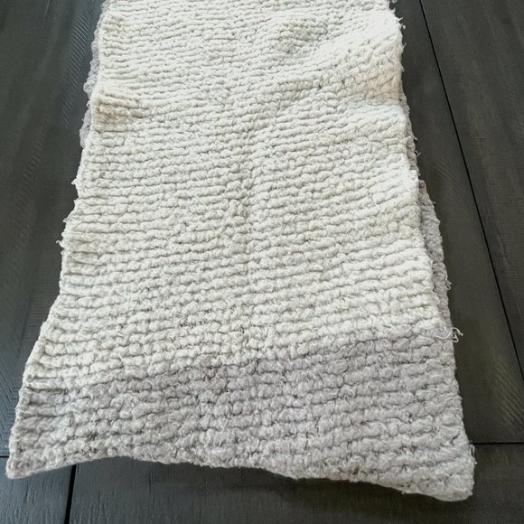 Infinity Scarf - Picture 1 of 2